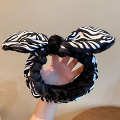 MOMISY Spa Headband for Women, Washable Facial Band, Elastic Hair Band, Makeup Wrap (Zebra-Black, Free)