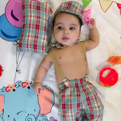 MOMISY Baby Photography Props Set, 4 Pieces, Gentleman Cap with Bow, Pillow and Dungaree (Red, 0-3 Months)
