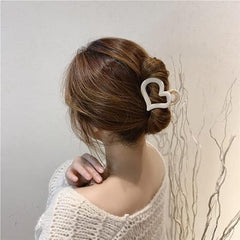 MOMISY Non slip Hair Claw Clutcher Clips for Women Big Jelly Jaw Clip Clamps for Girls Accessories for Long Thick Hair (9 cm, Heart, 2)