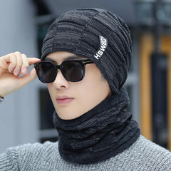 MOMISY Unisex Woolen Beanie and Fleece Lined Neck Warmer Scarf Set (Black)