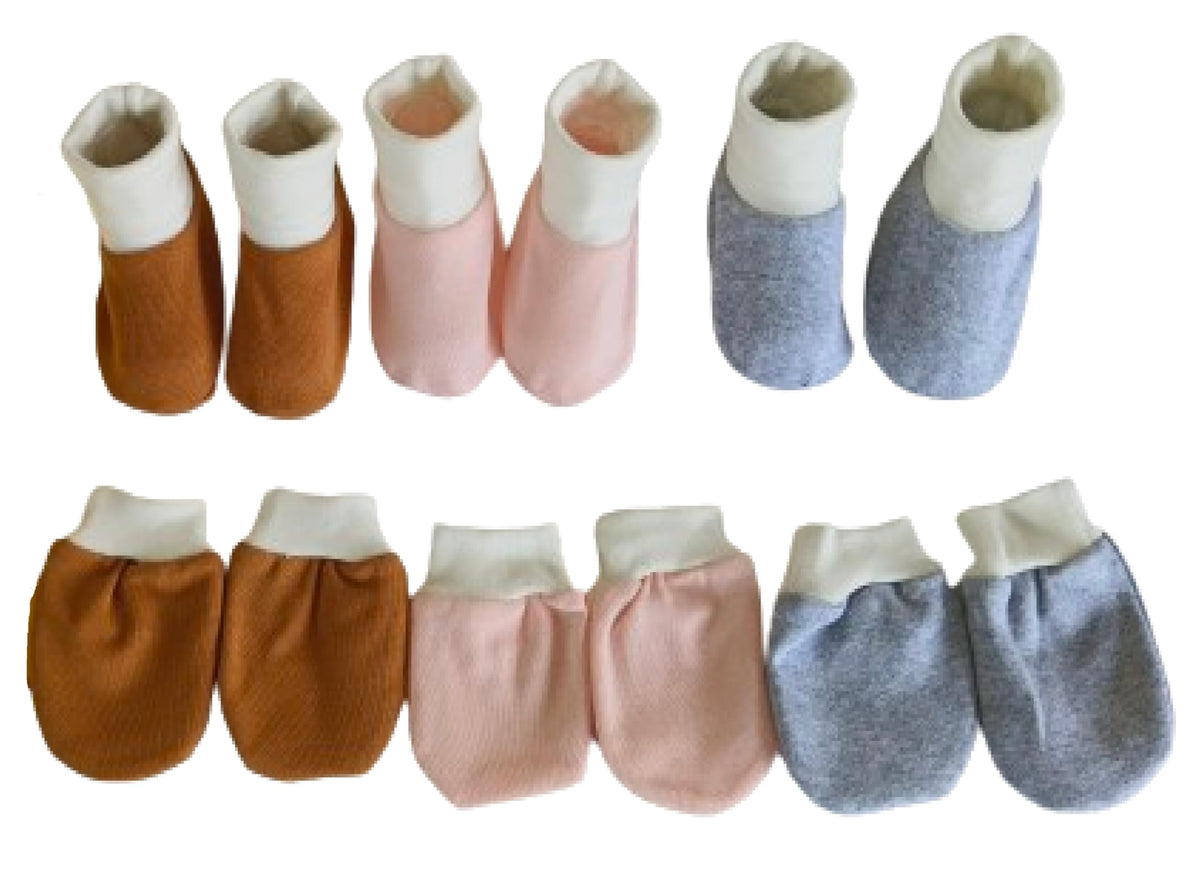 MOMISY Baby Boy and Baby Girl Combo/Gift Set Of Cotton Hand Mittens (Gloves) (3 Pairs) and Leg Booties (Socks) (3 Pairs), 0 to 6 Months. (Brown Grey Pink)